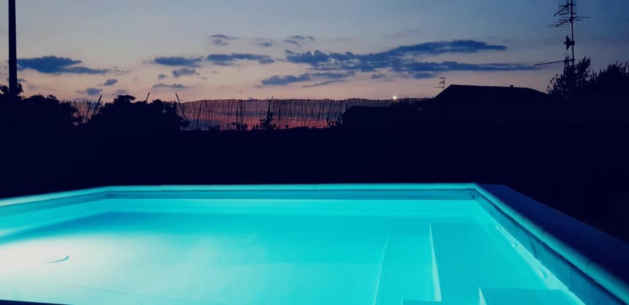 ロッカ・サン・ジョヴァンニ Il Giardino Di Epicuro Bed & Breakfast エクステリア 写真