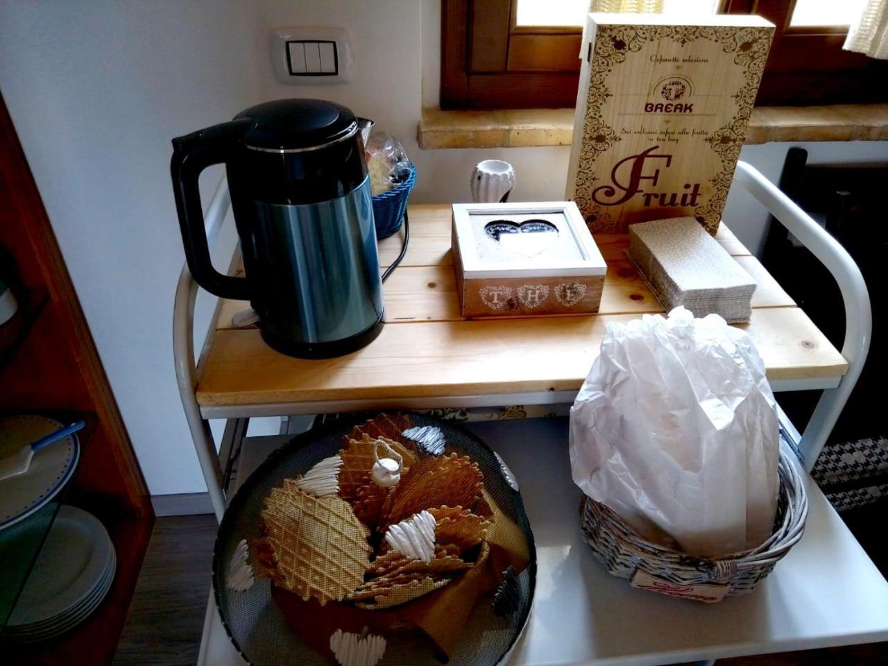 ロッカ・サン・ジョヴァンニ Il Giardino Di Epicuro Bed & Breakfast エクステリア 写真